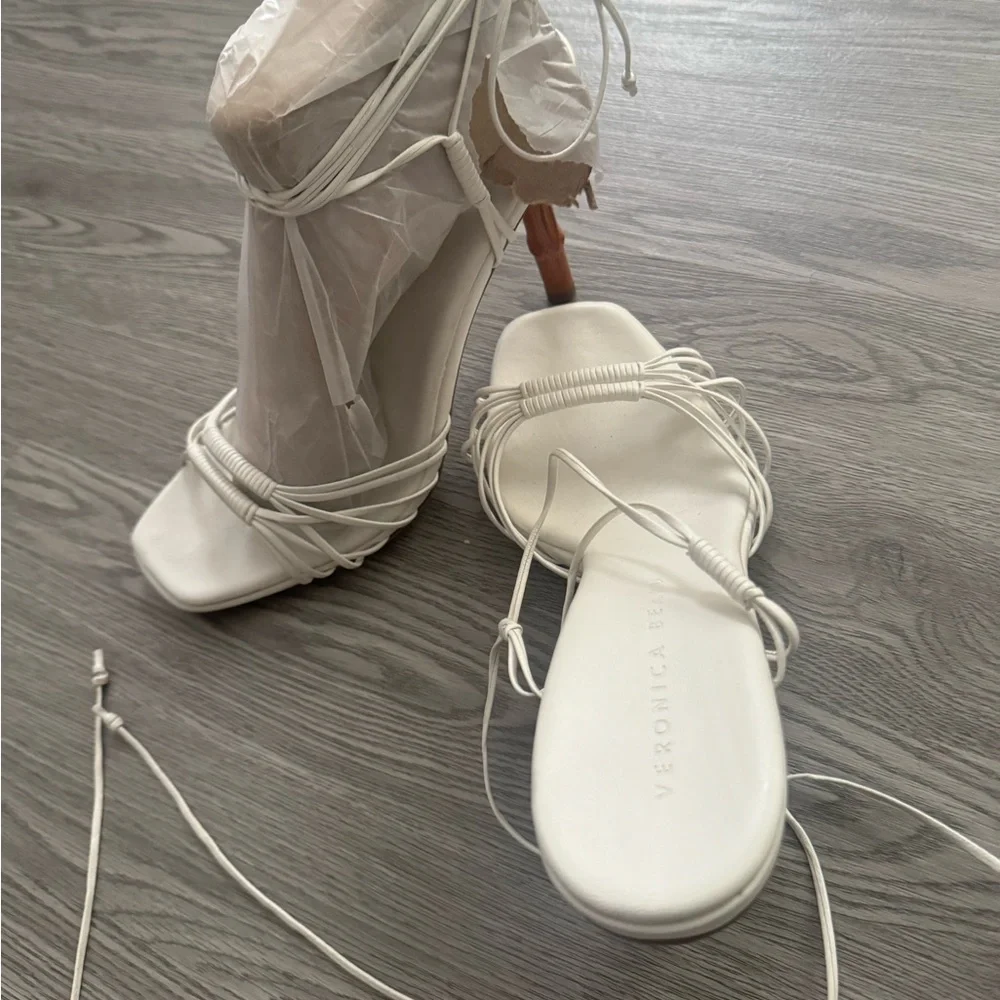 NWT Cabot White Leather Strappy Heels — Minimalist Designer Sandals 8.5